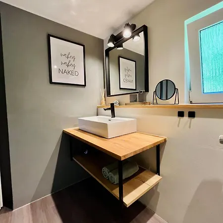 Moderne Mit Toller Aussicht - Inmitten Der Appartamento