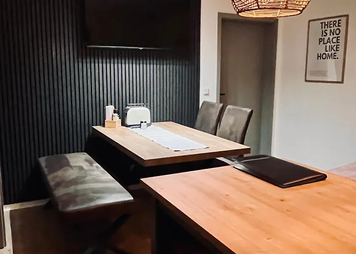 Moderne Mit Toller Aussicht - Inmitten Der * Floh-Seligenthal